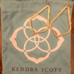 Kendra Scott Sophia Drop Earrings- Gold